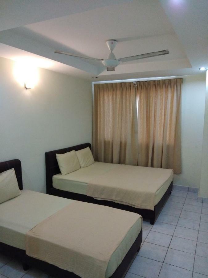Plaza Melaka Raya Apartment מראה חיצוני תמונה